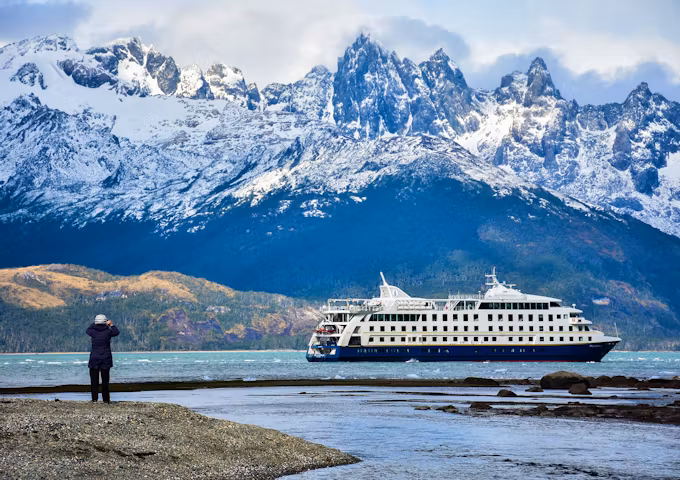 Stella Australis, Patagonian cruising vessel in the Darwin Range, Tierra del Fuego