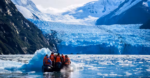 Adventure cruises in Tierra del Fuego