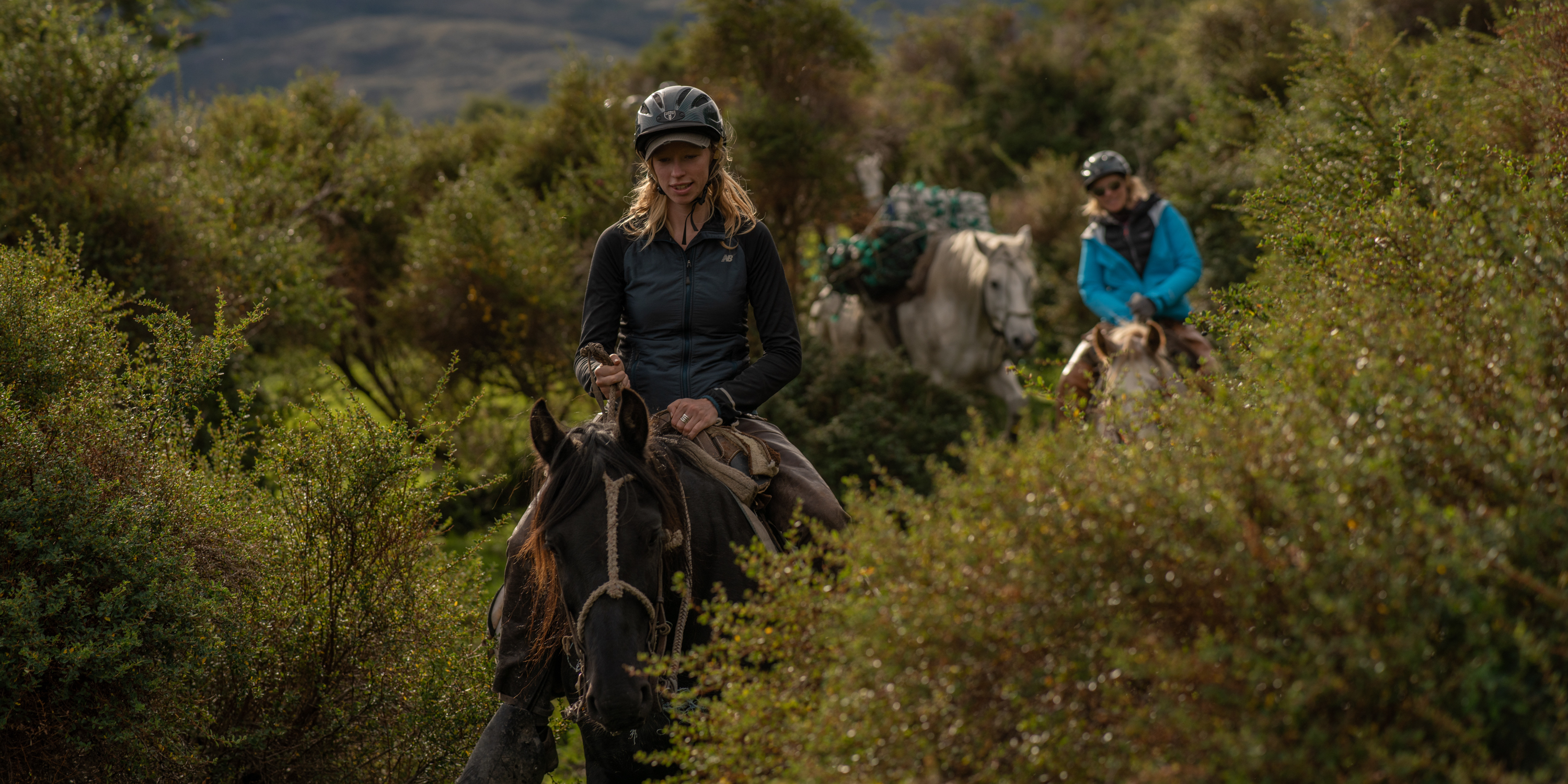 Horse riding to Serrano Glacier