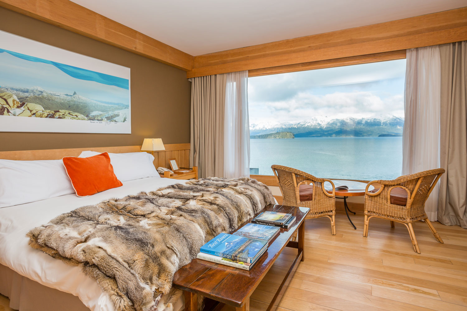 Correntoso Lake and River Hotel