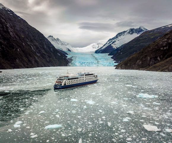 Ventus Australis Patagonian cruise ship, Patagonia