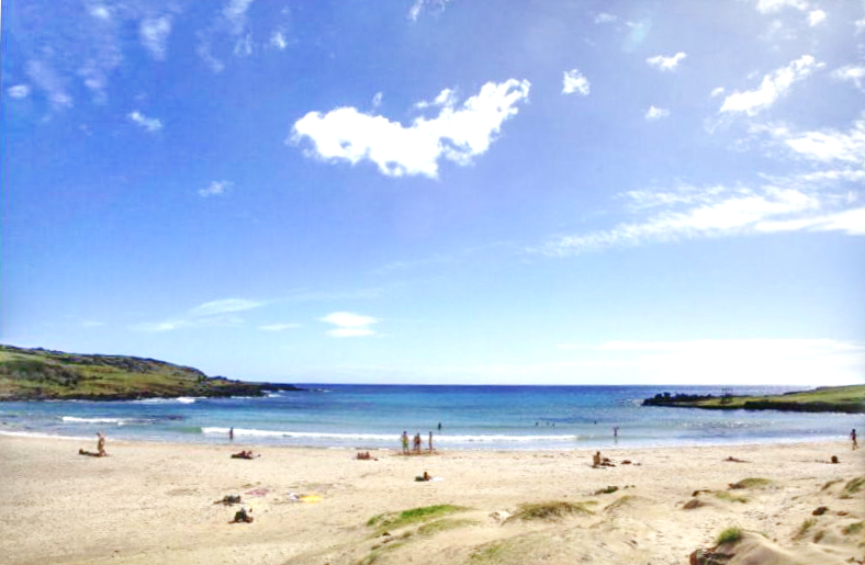 Anakena beach, Rapa Nui
