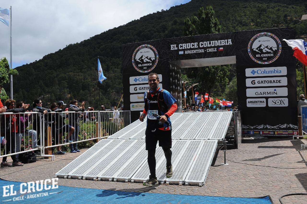El Cruce finish solo