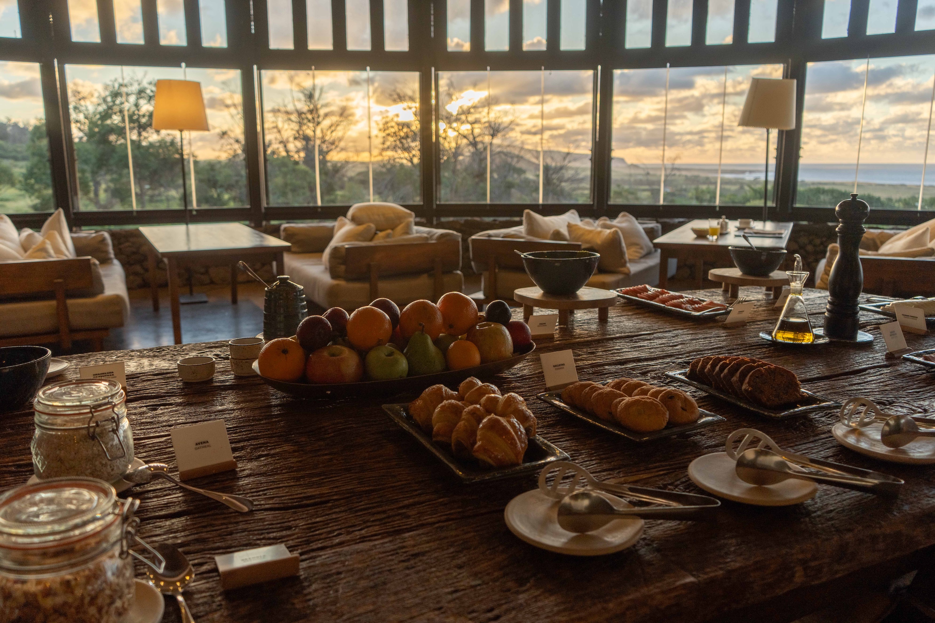 Explora Easter Island - Breakfast