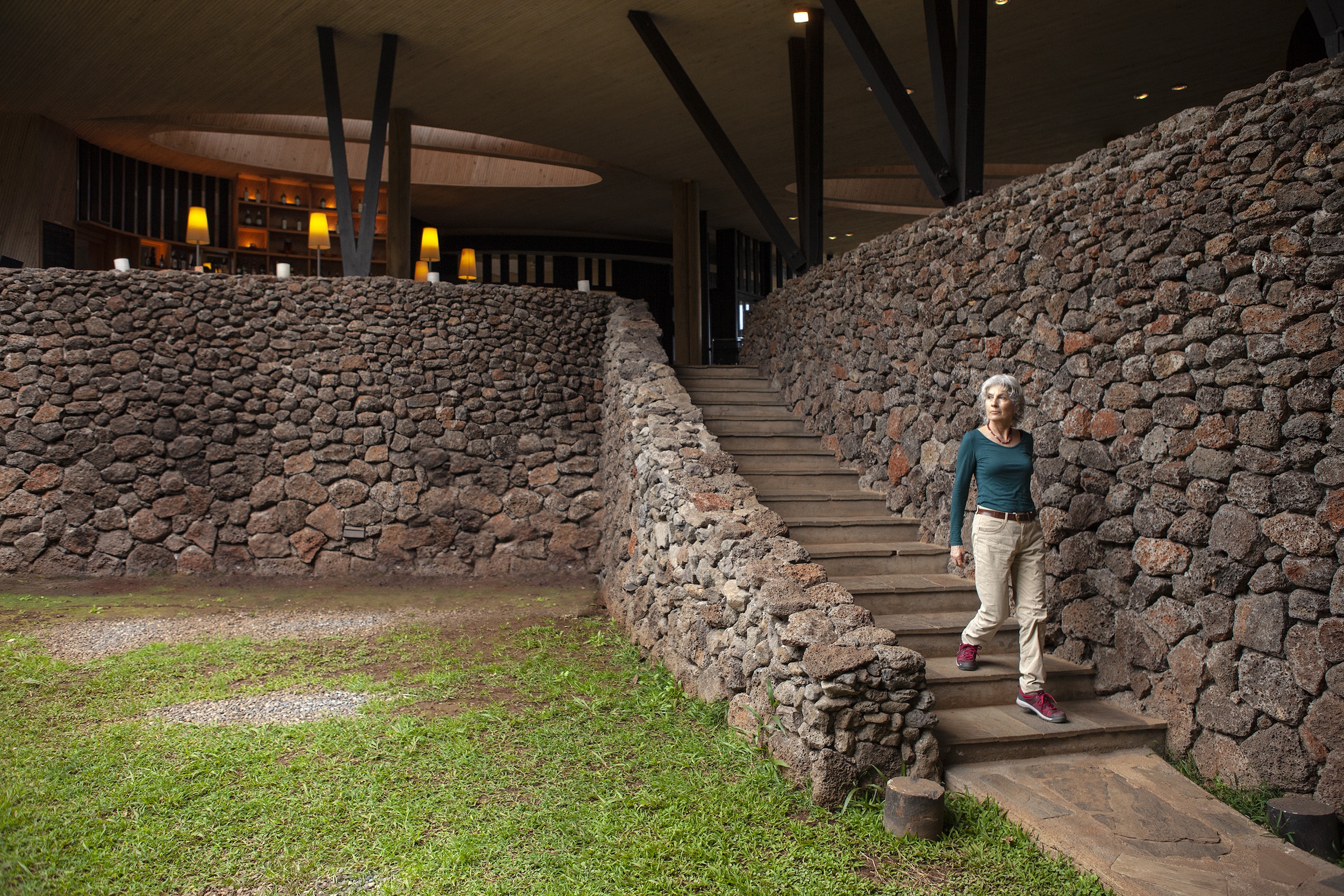 Explora Easter Island - Steps