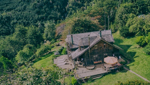 Barraco-Lodge-header