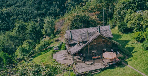 Barraco-Lodge-header