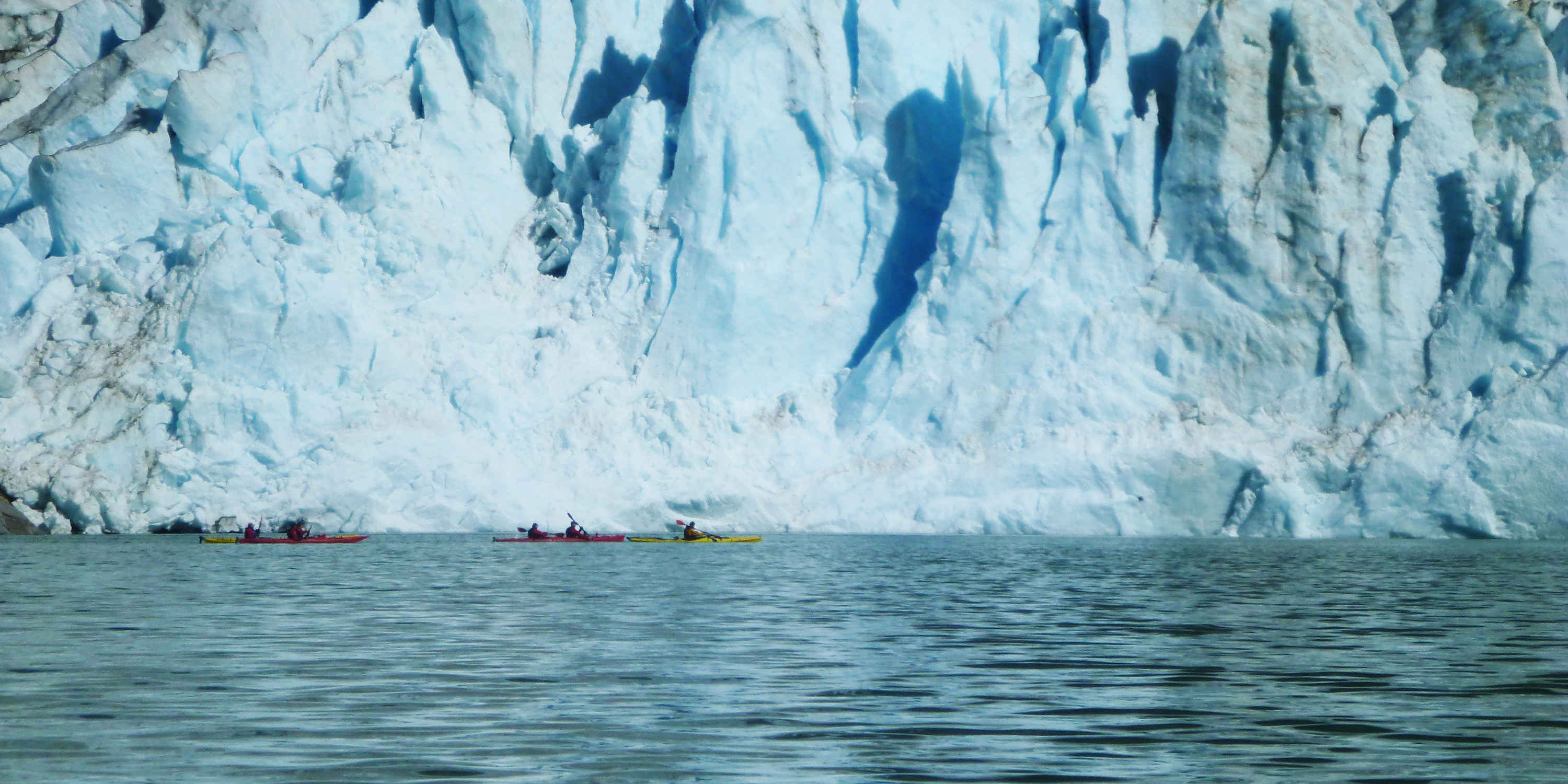 Kayaking at the Serrano Glacier