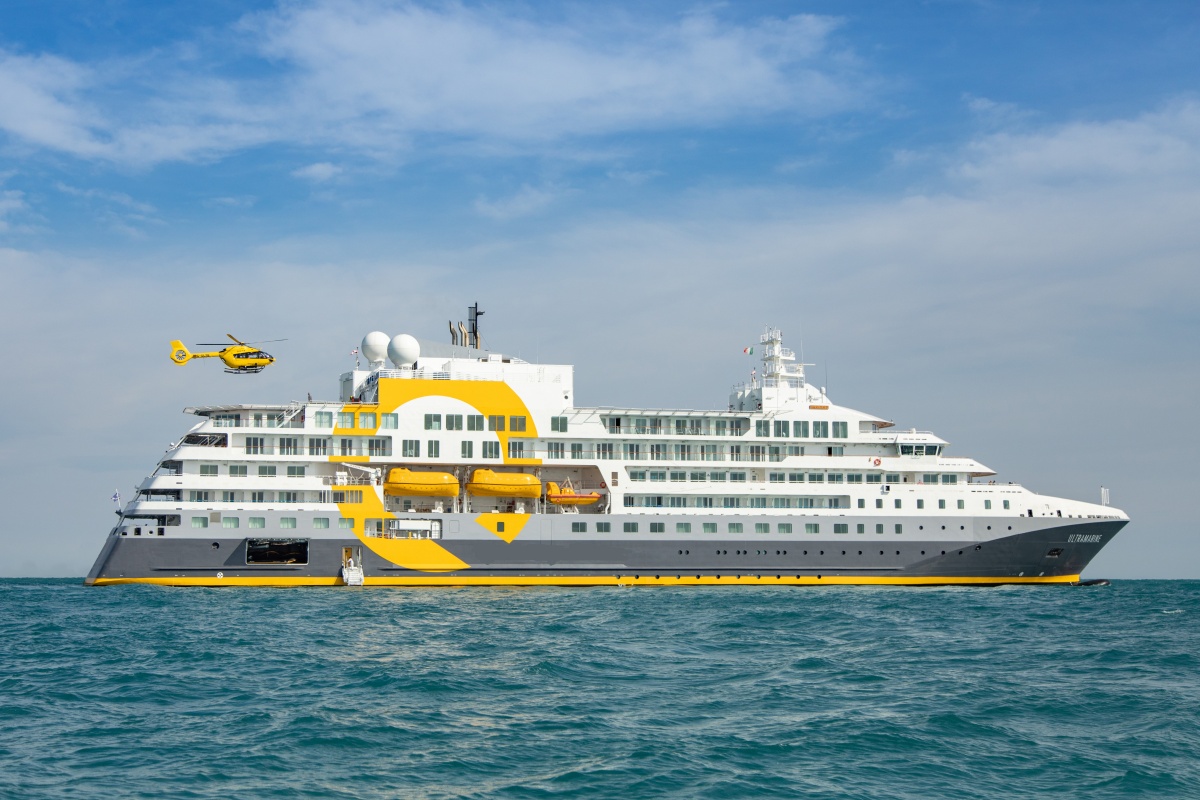 Quark - Ultramarine - Exterior