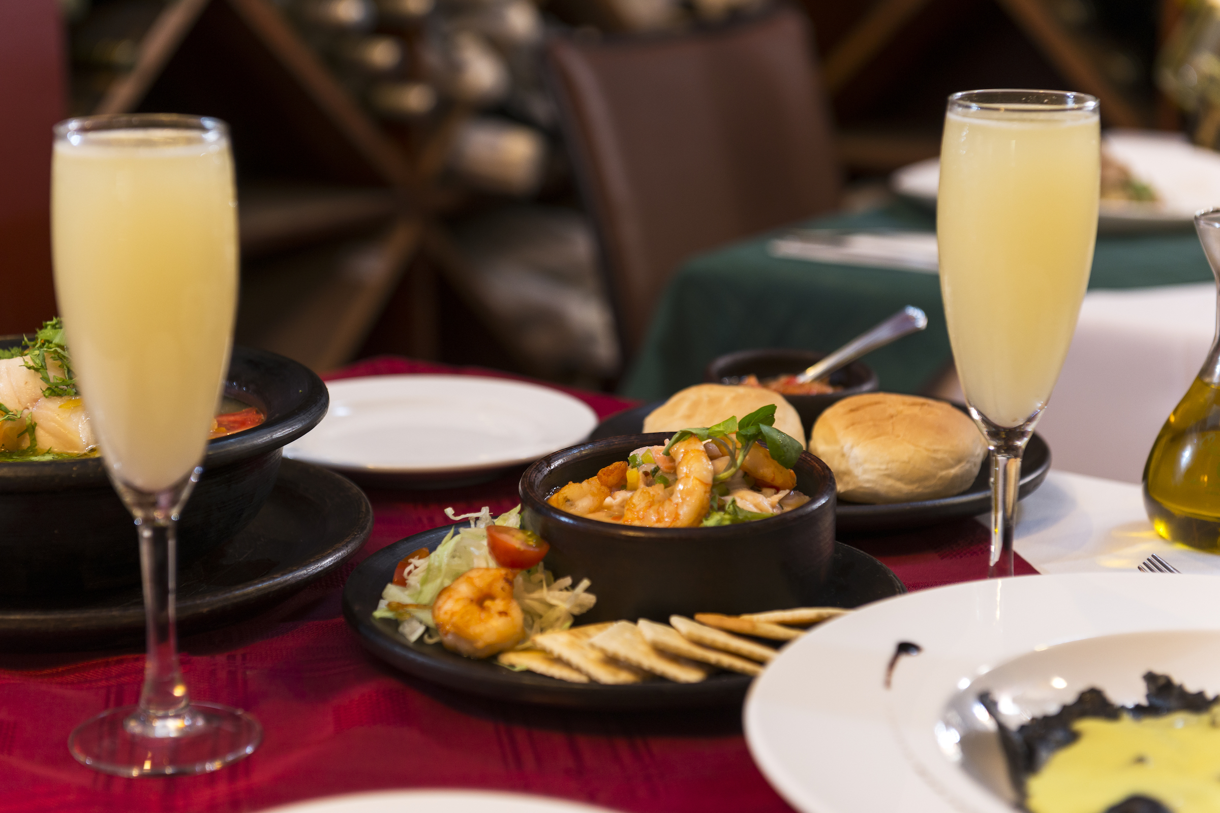 Seafood dining in Valparaiso