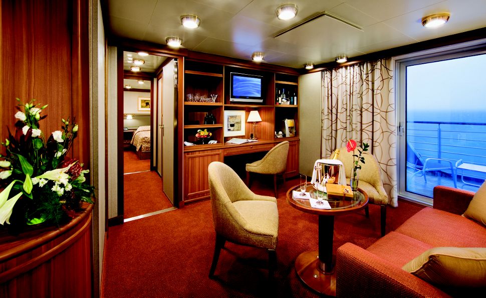 Silver explorer owner suite