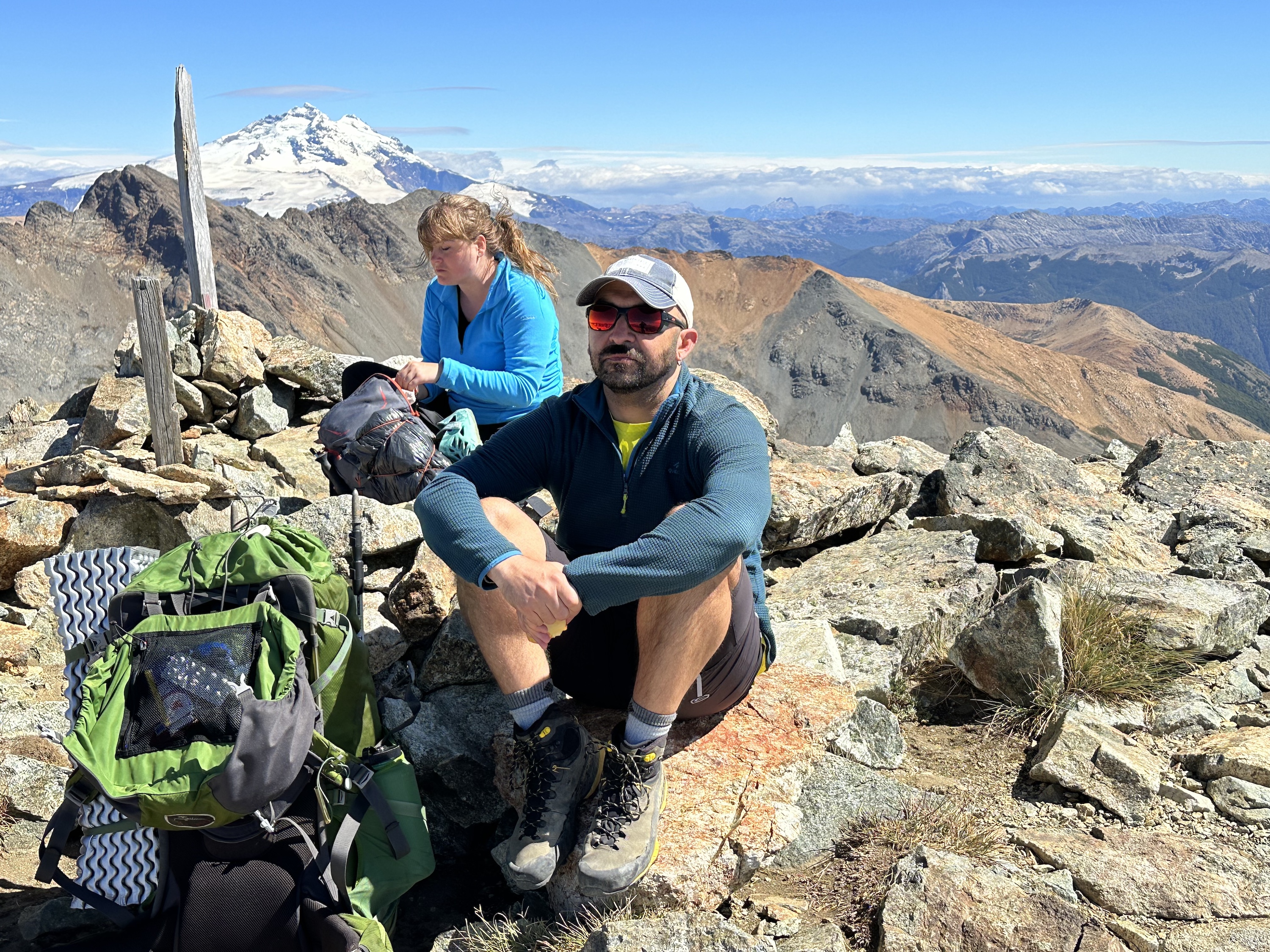 Chloe and Nico on the Hut to Hut in Bariloche