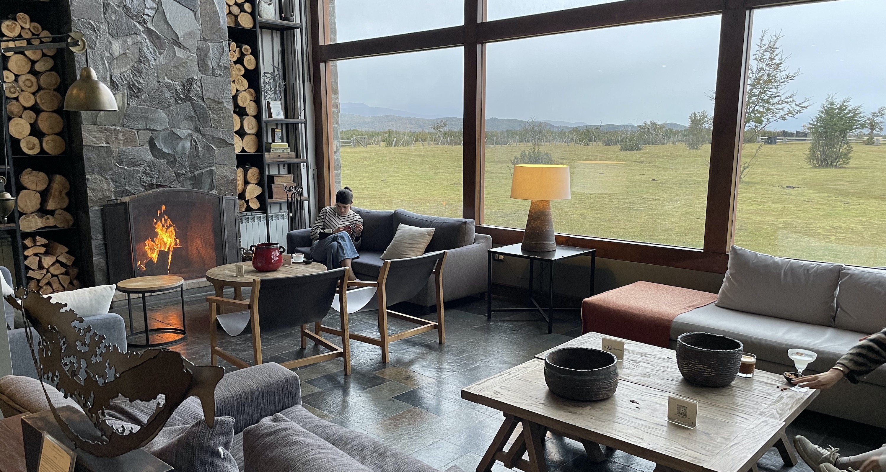 Lounge at Hotel Rio Serrano