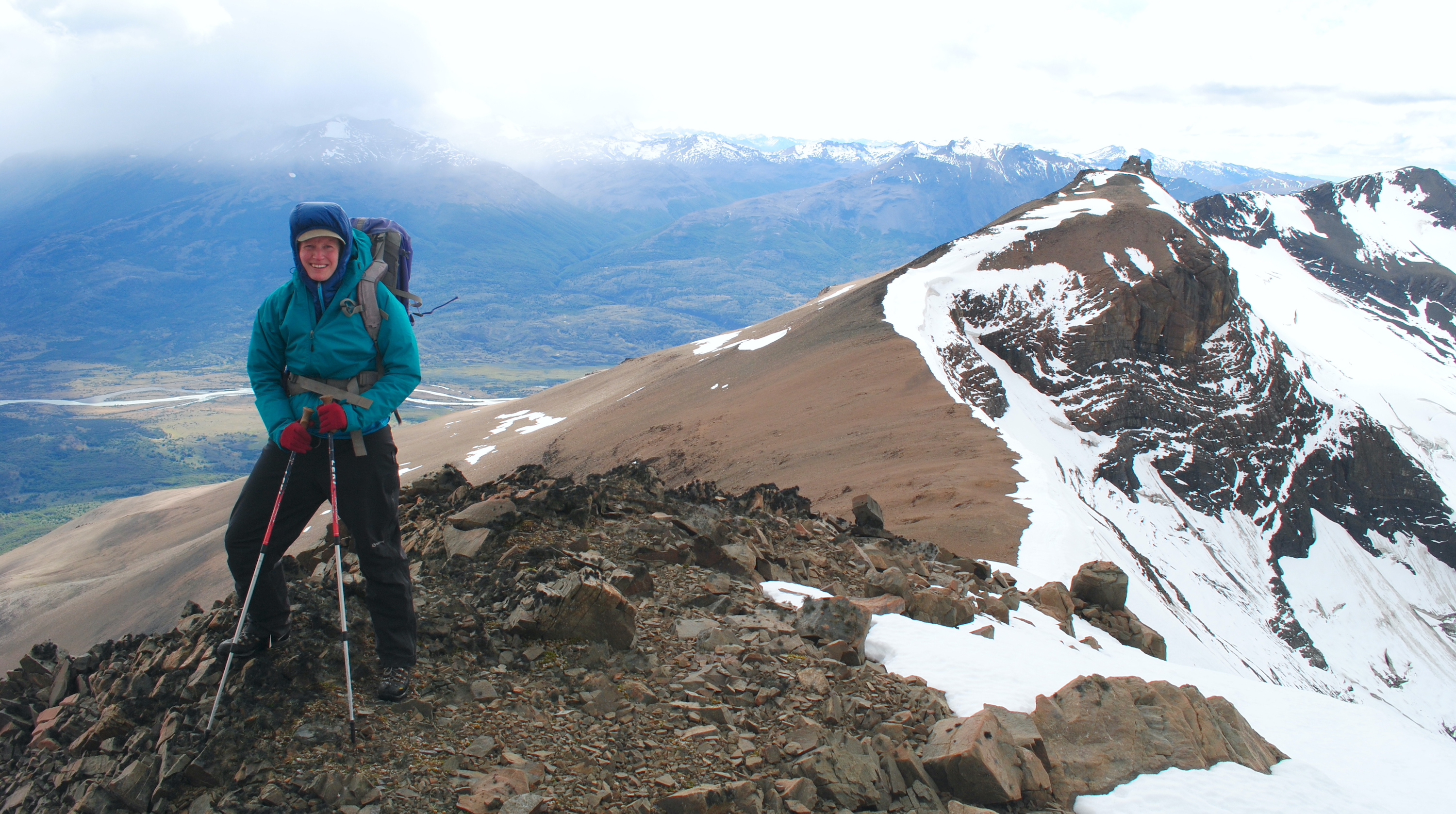 Crossing the Oggioni Pass on the O Circuit