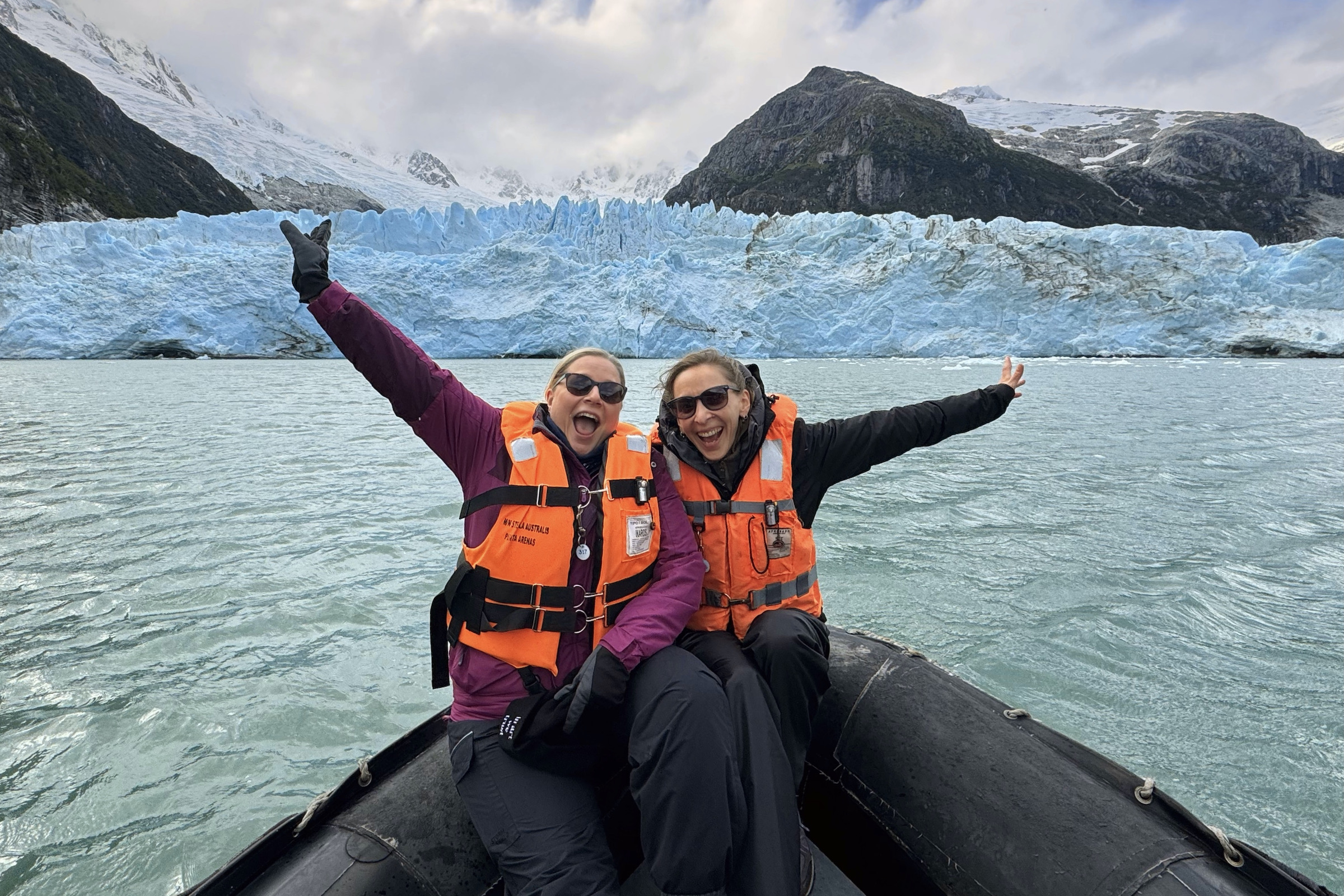 Adventure cruising at Porter Glacier in Tierra del Fuego