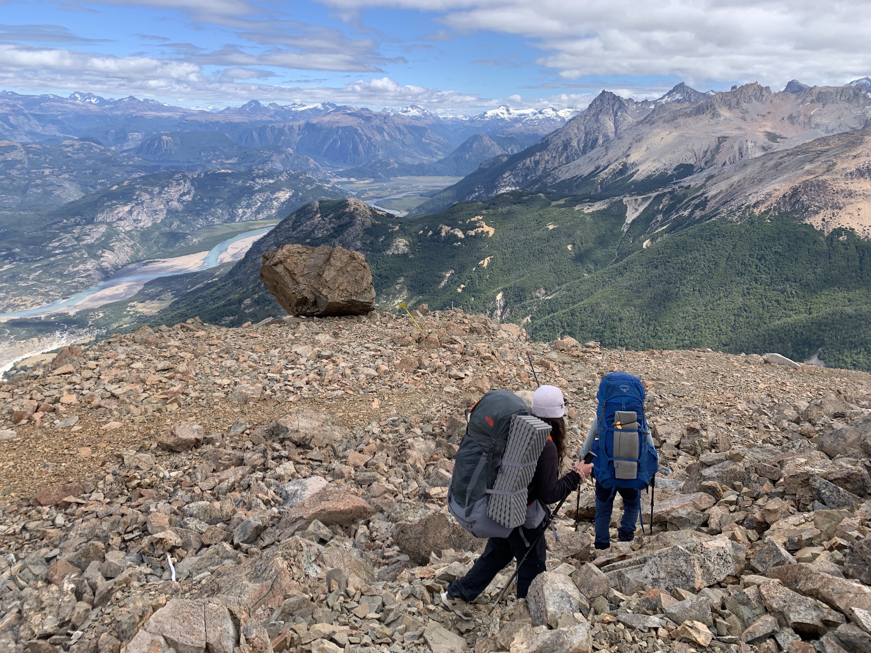 Cerro Castillo Trek - Felipe recce - lagoon