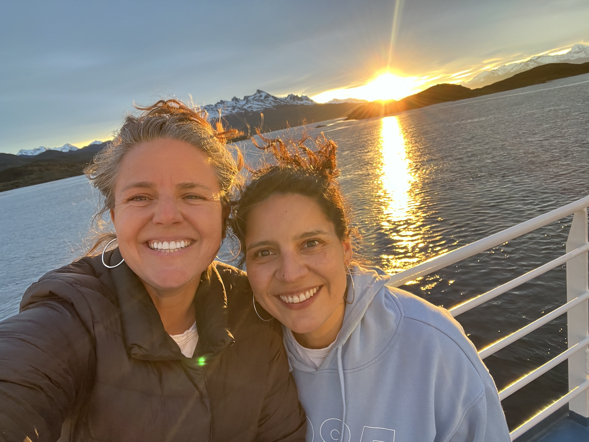 Isi and Sydney on Australis