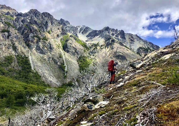 Walking to the Beban Pass, Tierra del Fuego