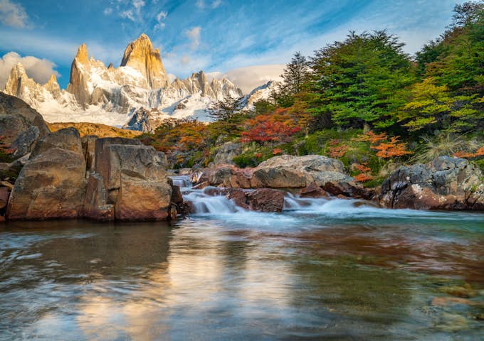 Autumn colours around Mount Fitz Roy on a day hike from El Chaltén in Los Glaciares