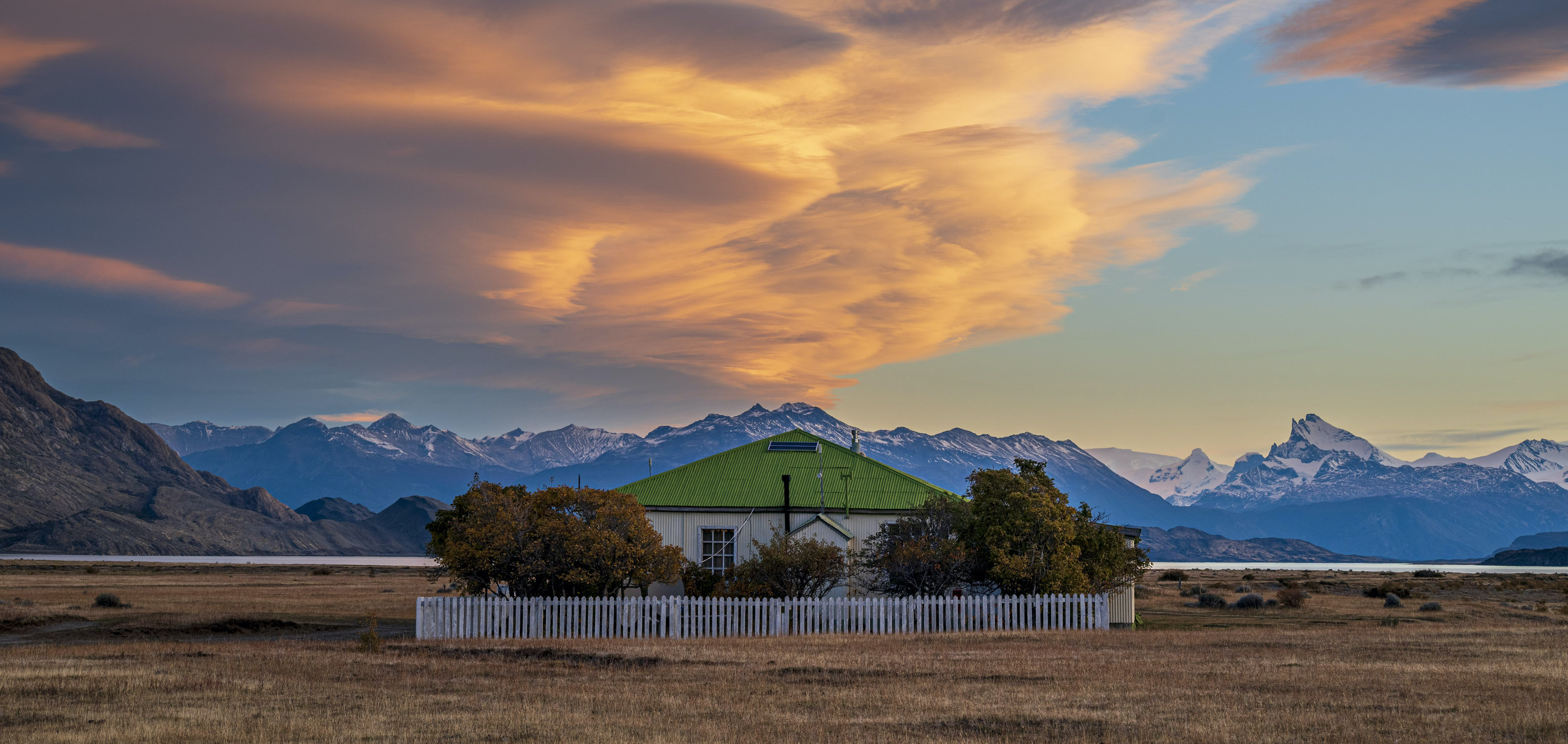 Estancia Cristina in the remote landscape of Los Glaciares
