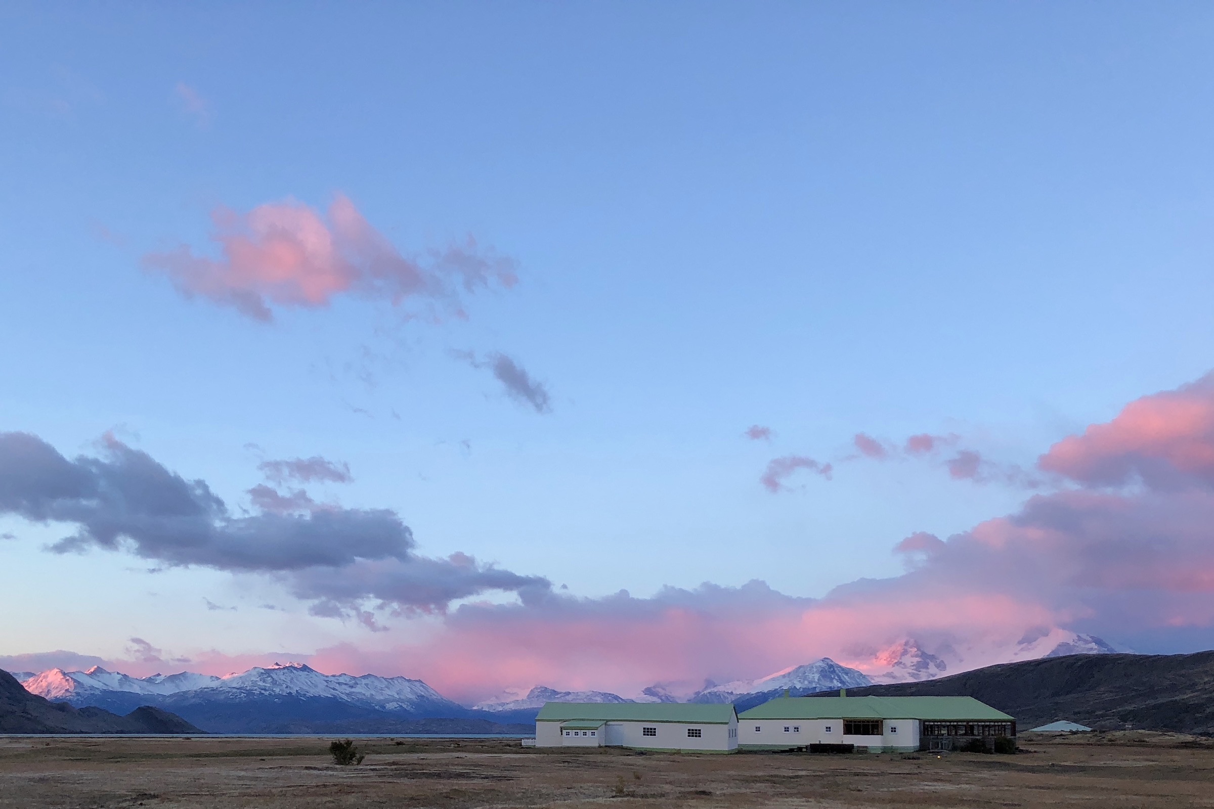 Estancia Cristina in the wide open landscape of Los Glaciares