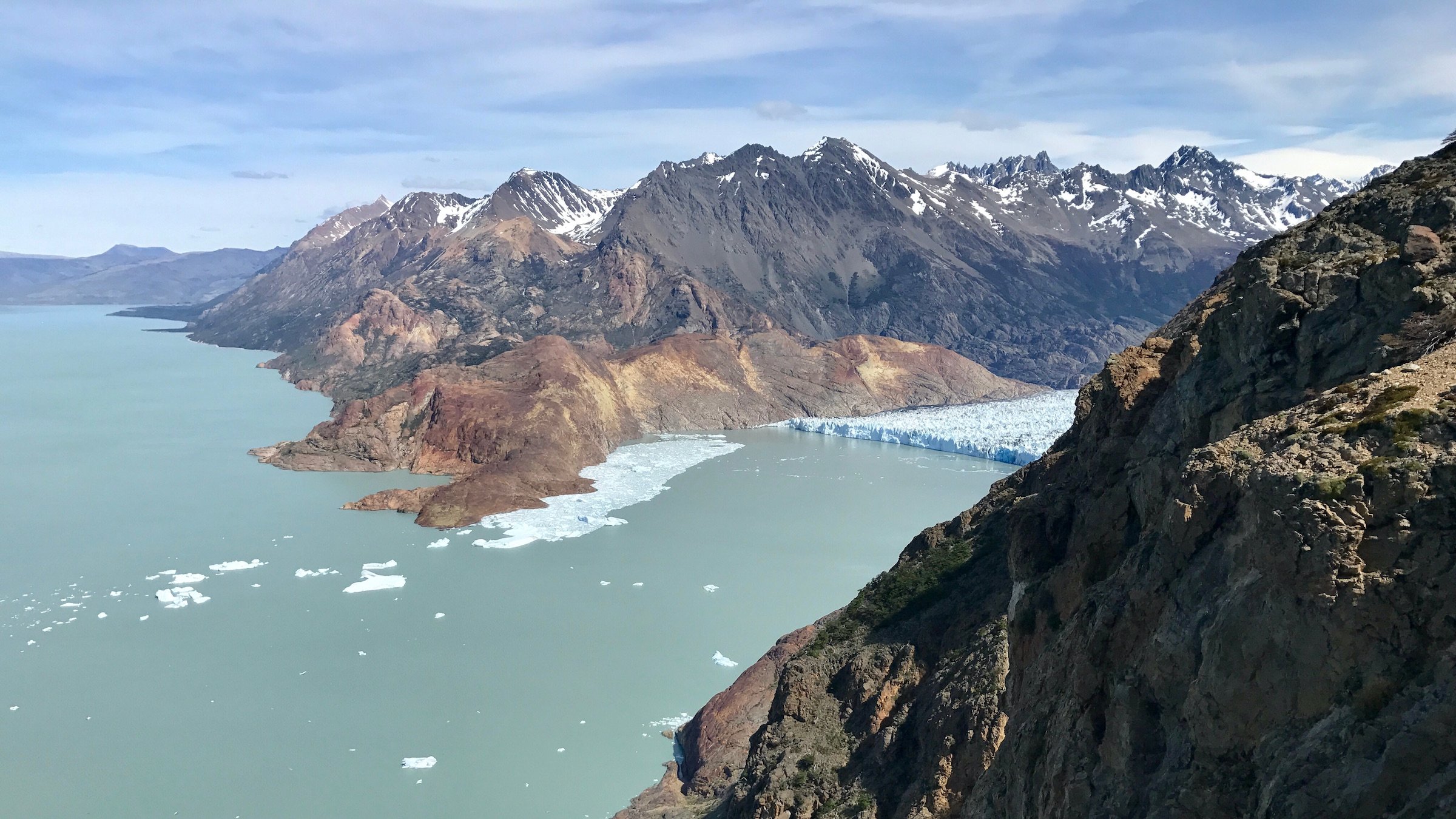 View of Lago Viedma on the Huemul Circuit