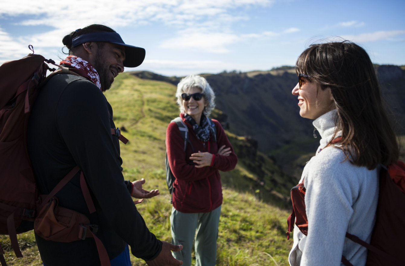 Easter-Island-guides