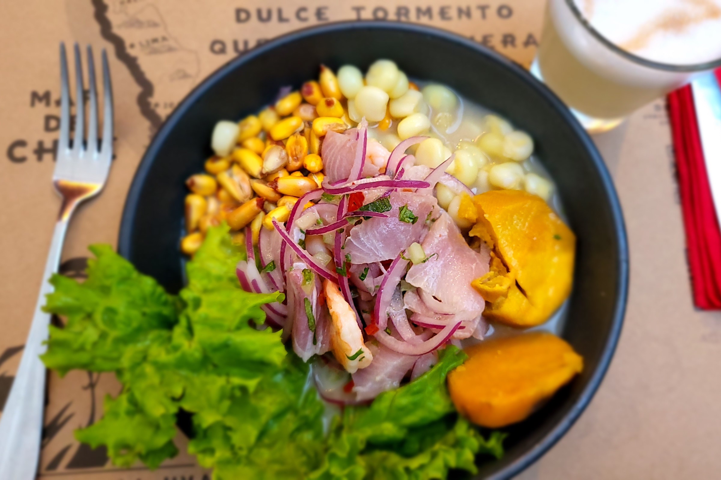 Ceviche and pisco sour in Santiago