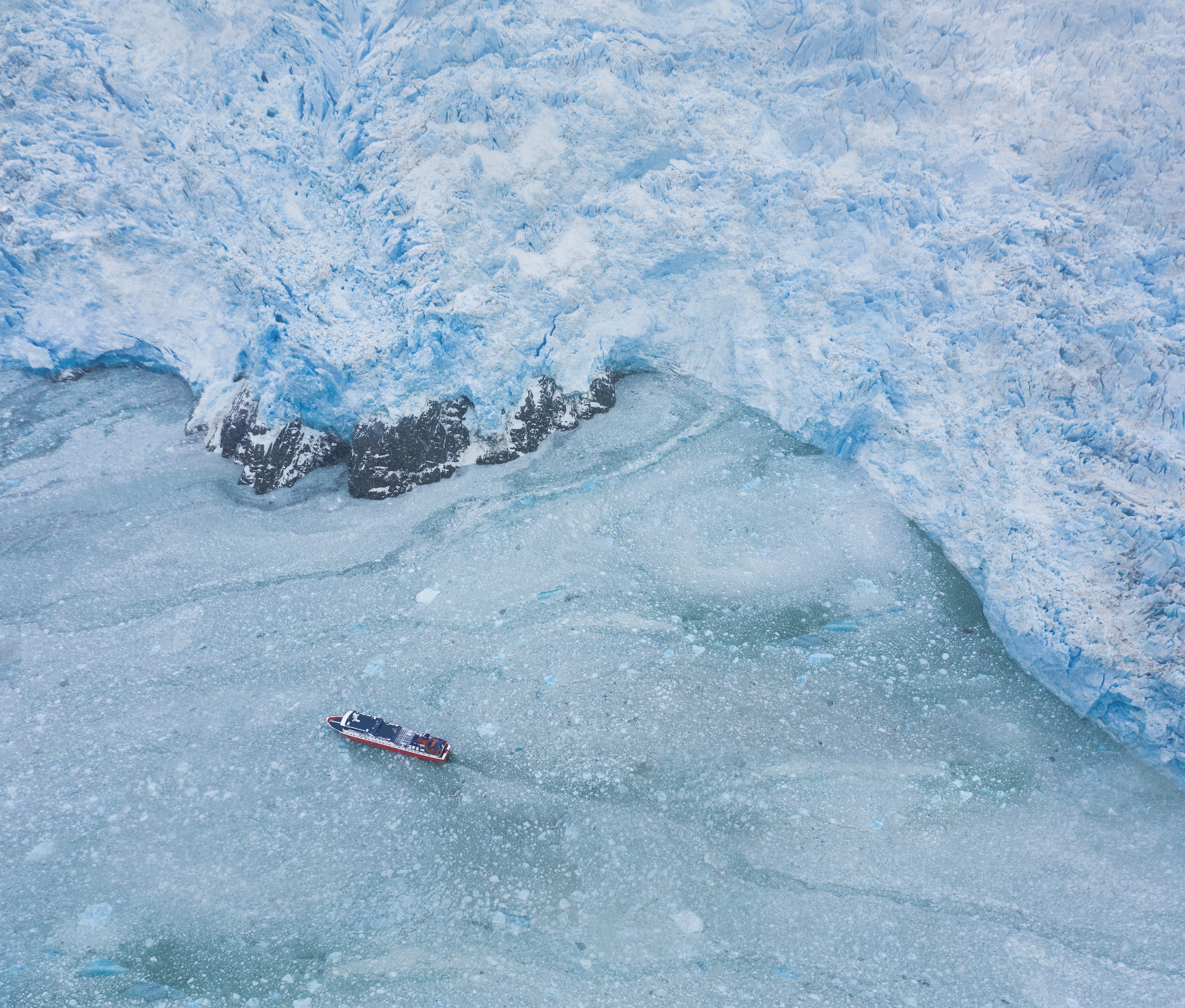 Patagonia End to End Cruises