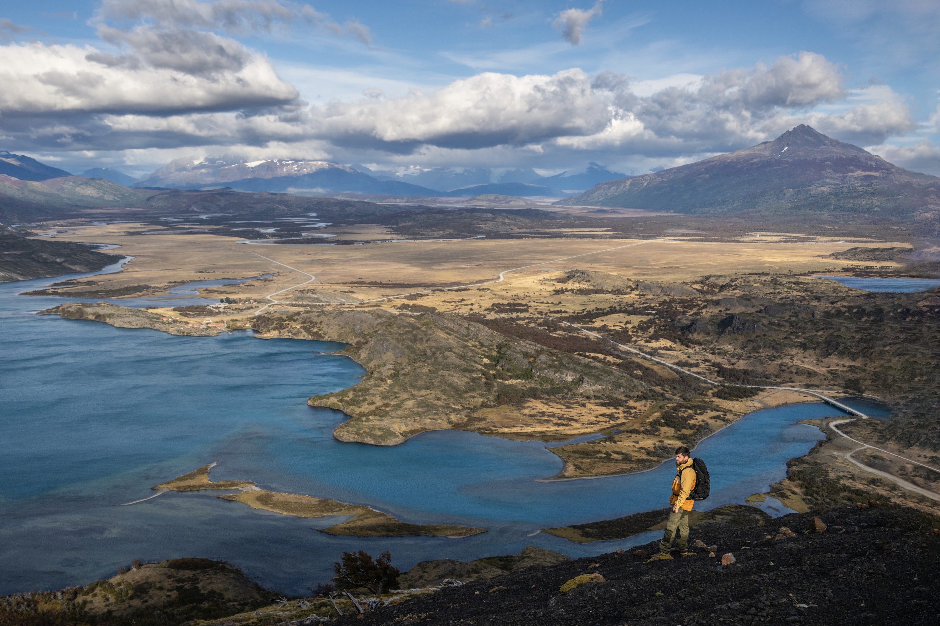 The Singular Patagonia excursions - The water path