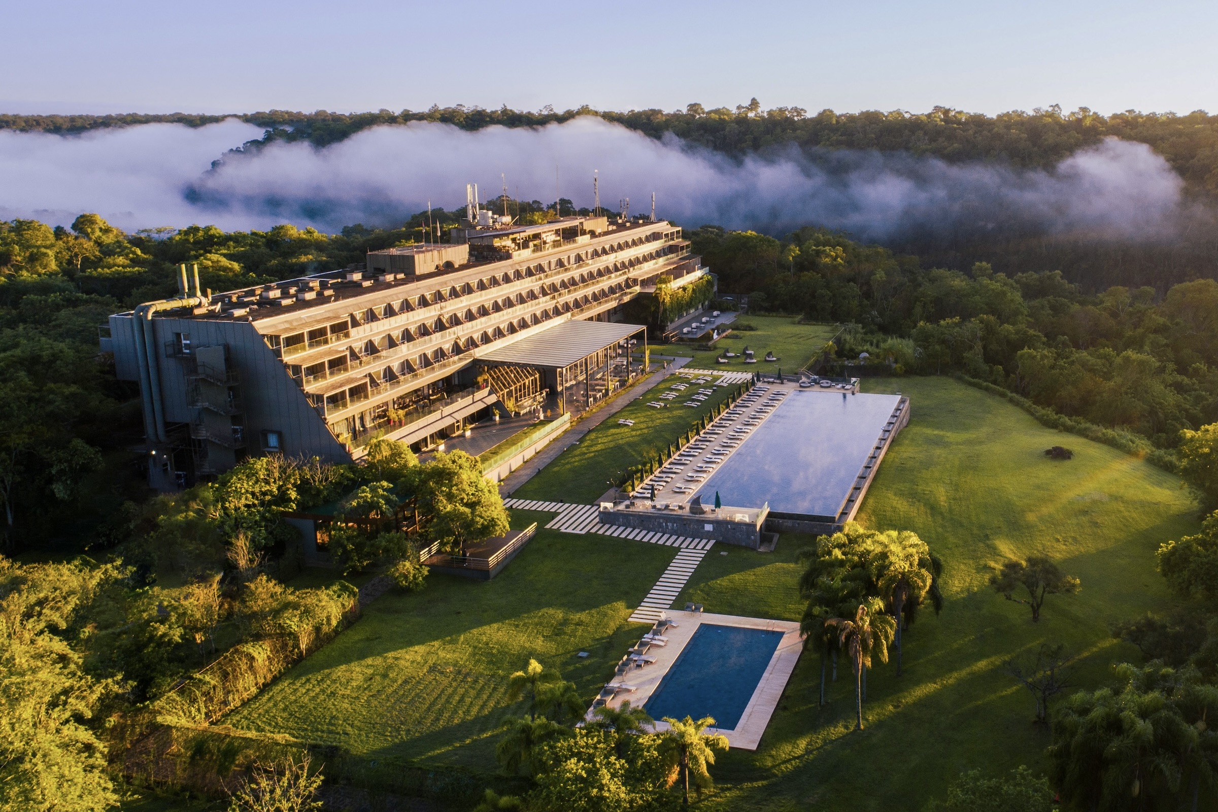 Gran Melia hotel at Iguazu Falls - A toucan's view