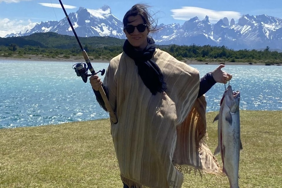 Maki Fernandez - fishing at Rio Serrano